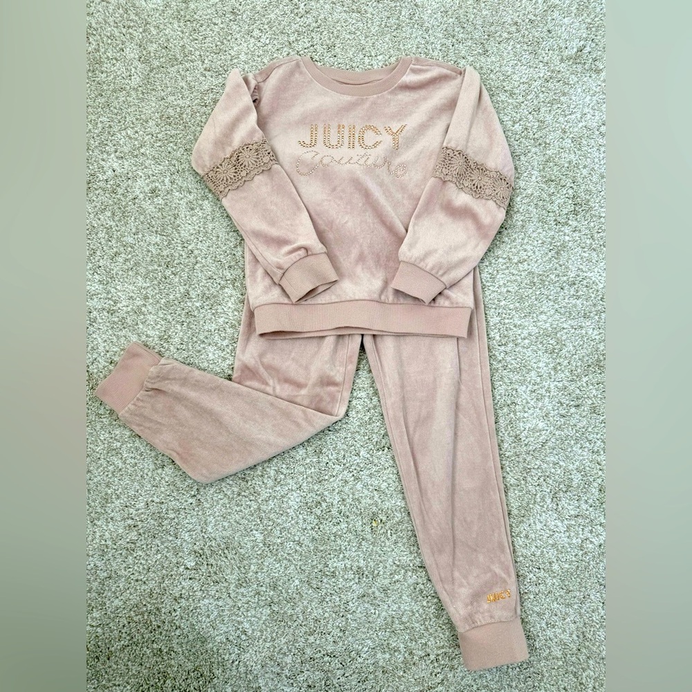 Girls pink Juicy Couture velour set. Size 6